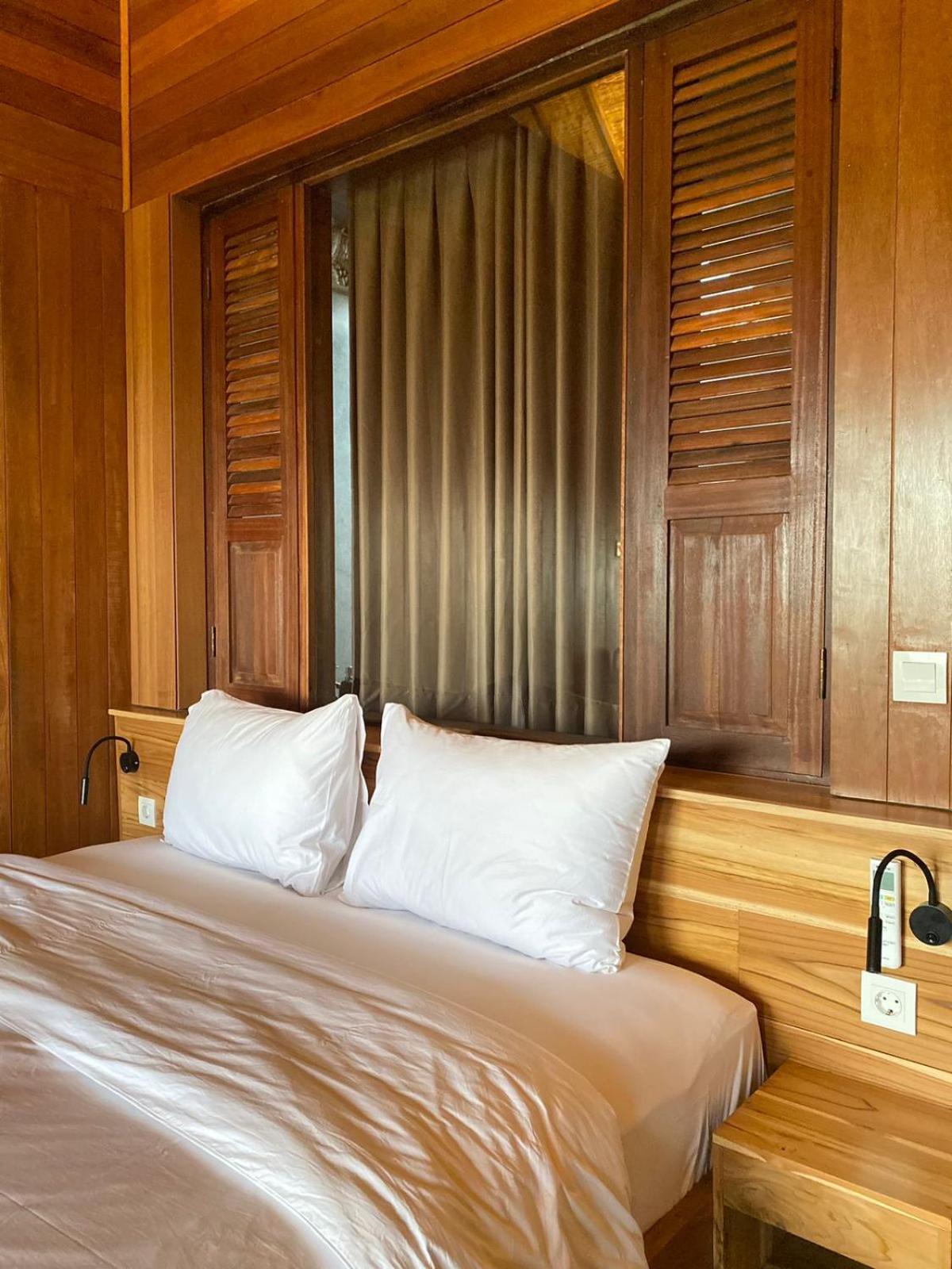 Putra'Lebah Amed Guest House Exterior foto